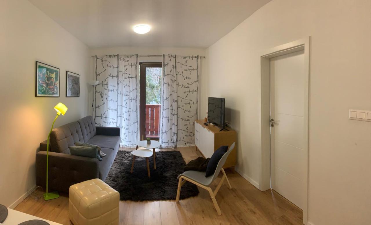 Apartman Jelen Chopok Juh-Trangoska Tale Exterior foto